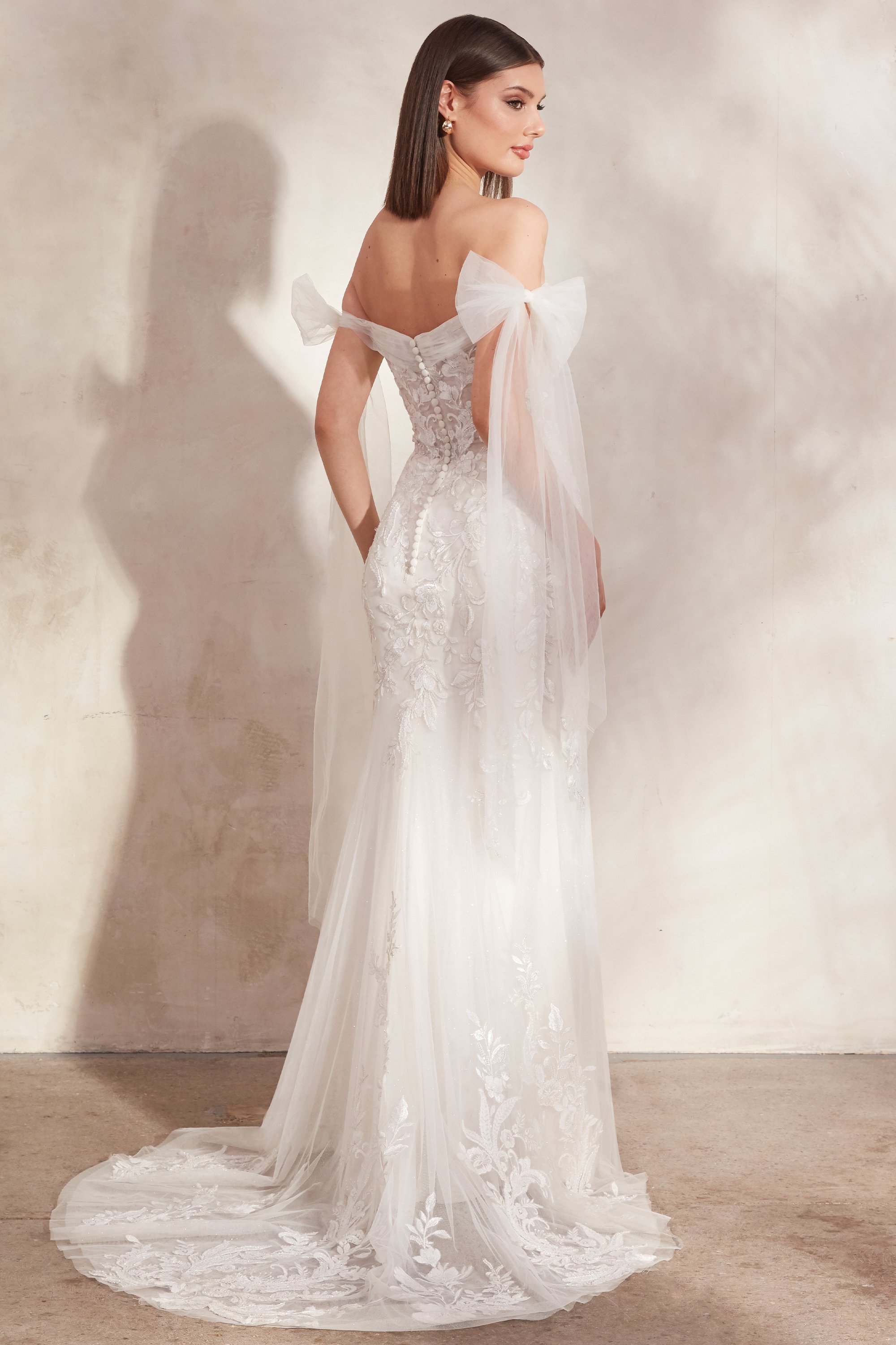 11261_FB_CHANDLER_Adore-Justin-Alexander.jpg