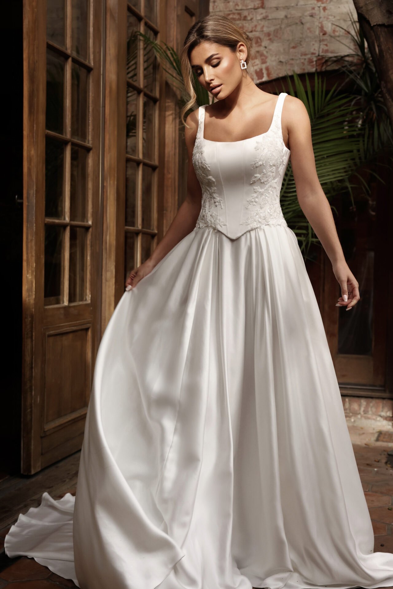 D4290-M25-INF-ESS-02-1280x1920.jpg